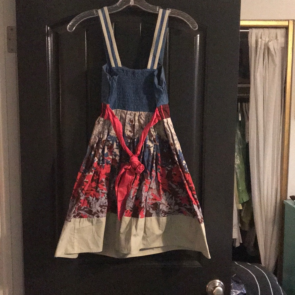 Spring dress - Picture 2 of 2